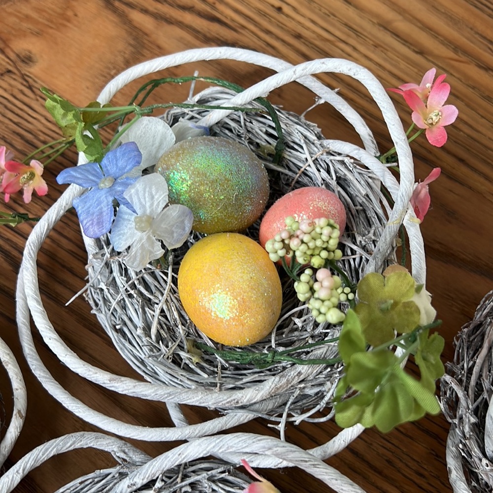 Easter decor - Picture 2 of 4